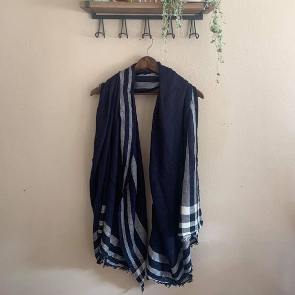 aerie Accessories - Aerie beach scarf